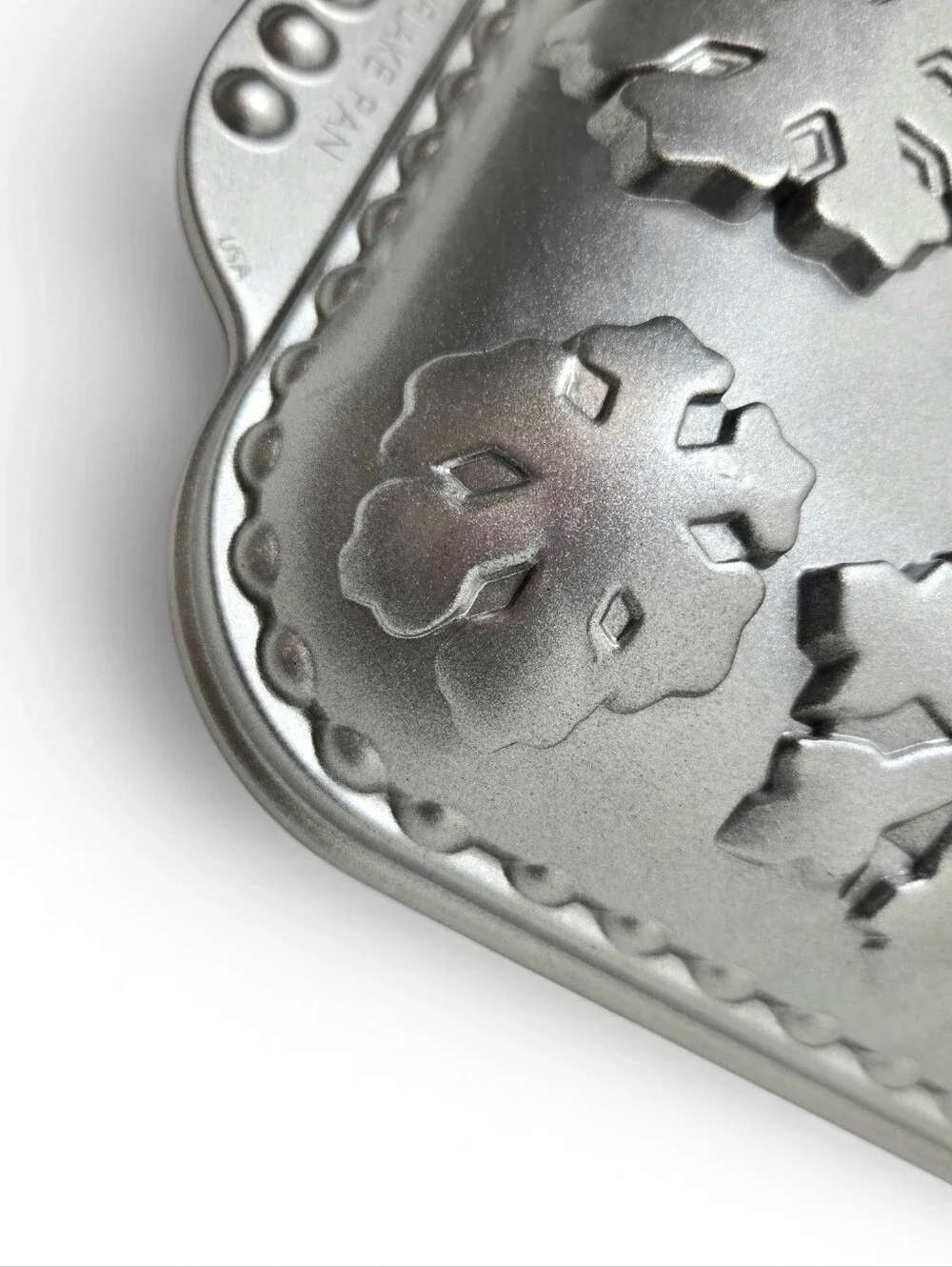 Nordic Ware Snowflake Baking Pan